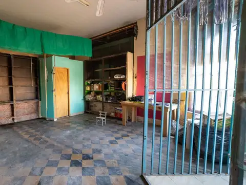 LOCALES CON CASA EN VENTA ZONA SUR