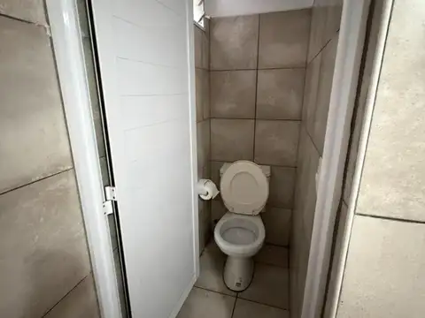Oficina 2 ambientes con 1 baño
