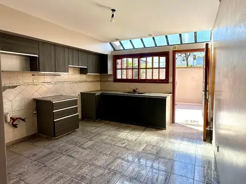 Departamento en Venta en Bernal Oeste, USD 105.000