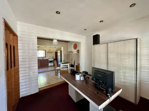 Casa 3 ambientes con 1 baño