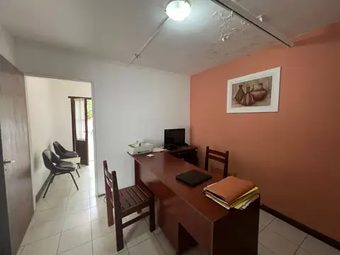 Oficina 2 ambientes con 1 baño