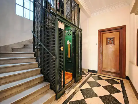 Oficina en Venta en Botanico, USD 240.000