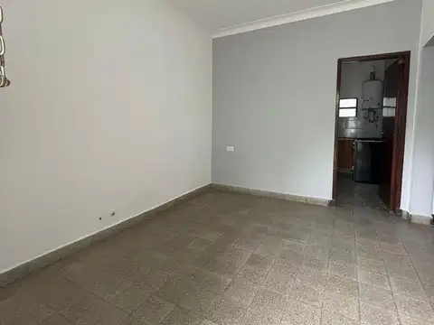 Alquiler PH interno dos dormitorios patio,  3 y 528bis Tolosa