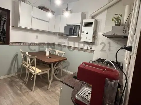 VENTA PH DOS AMBIENTES, SIN EXPENSAS EN VILLA GRAL MITRE