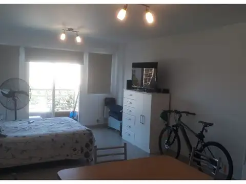 VENTA  DEPARTAMENTO MORON  MONO AMBIENTE.