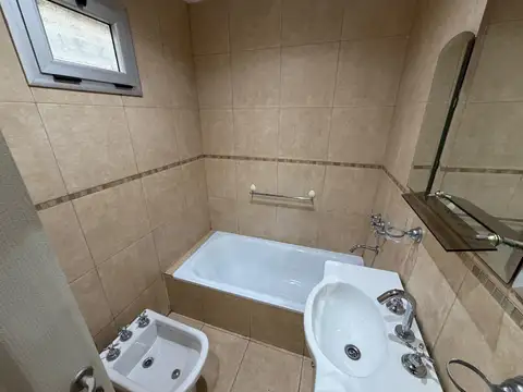 Departamento en Alquiler en Wilde, $ 650.000