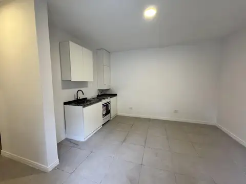 Depto Tipo Casa 3 ambientes con 1 baño
