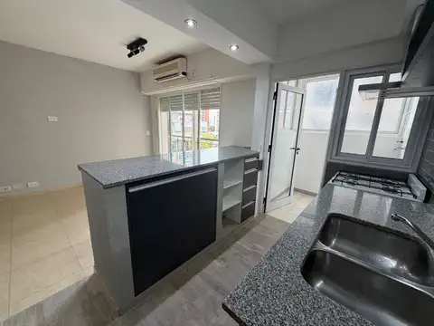 Avenida Rivadavia 400