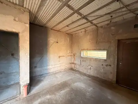 Casa 5 ambientes con 2 baños