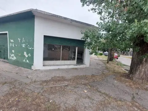 Venta 2 locales comerciales c/ cochera - Bella Vista