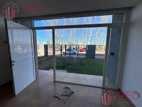 Depto Tipo Casa en Alquiler de 2 dormitorios