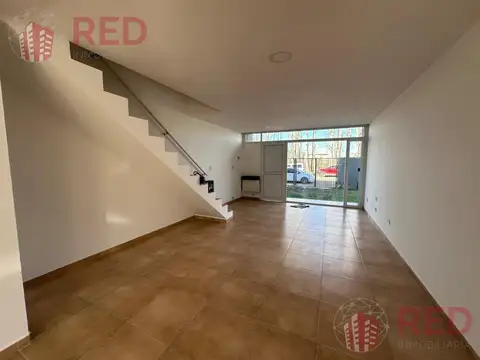 Depto Tipo Casa 3 ambientes con 1 baño