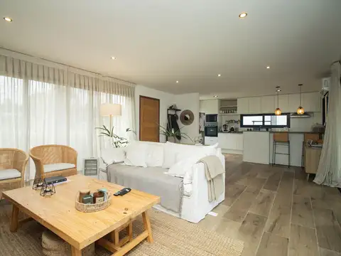 Casa en Alquiler de 3 dormitorios