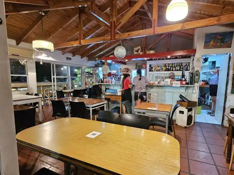LOCAL EN VENTA EN MONTE HERMOSO