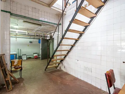 Local en Venta 25 años