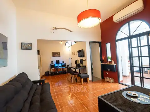 Depto Tipo Casa en Venta de 2 ambientes