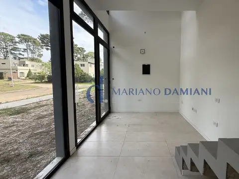 Local en Venta en Pinamar, USD 90.000