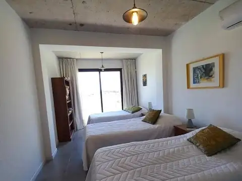 Casa 6 ambientes con 3 baños