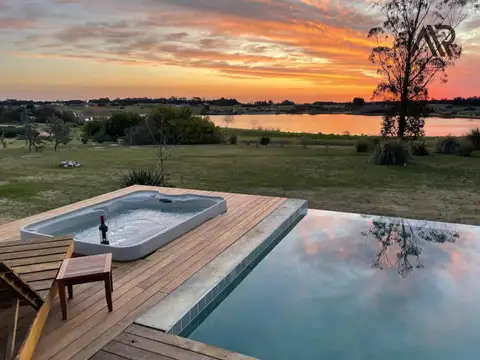 Casa en Alquiler Temporal en Costa del Salado, USD 25.300