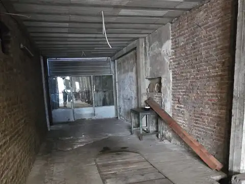 Galpon en Alquiler en Luis Guillon, $ 2.000.000