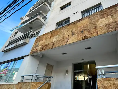 DEPARTAMENTO 2 AMBIENTES + COCHERA CUBIERTA - APTO CREDITO