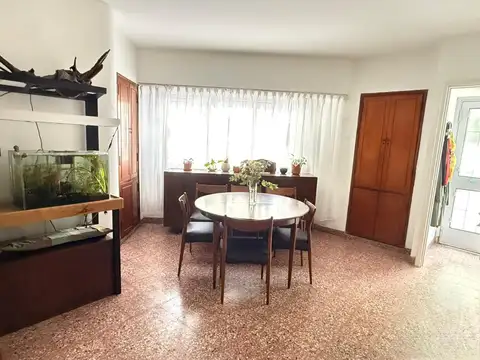Depto Tipo Casa en Venta de 4 ambientes