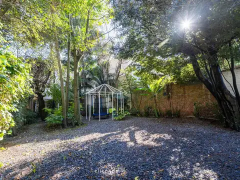 ALQUILER CASA 4 DORMITORIOS POCITOS JARDIN GARAGE
