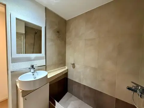Departamento en Alquiler con 1 cocheras