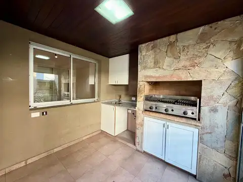 Departamento en Alquiler en Temperley, $ 850.000