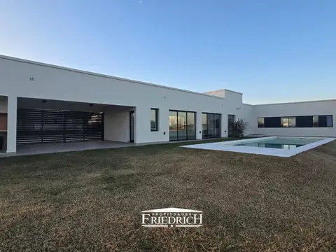Barrio Cerrado Los Juncos