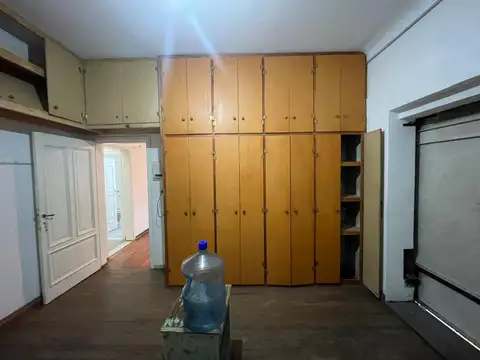 Casa en Alquiler con 1 cochera