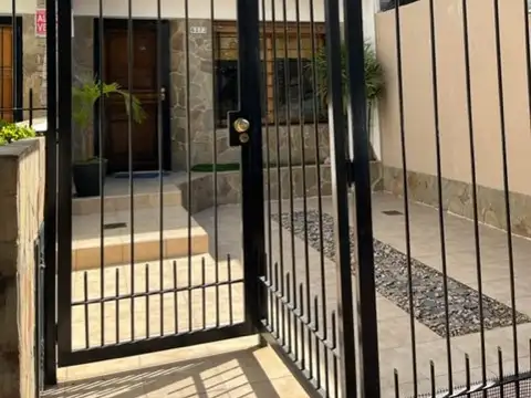 Depto Tipo Casa en Venta de 3 dormitorios