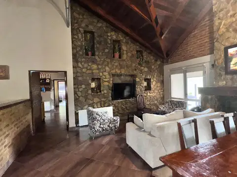 Casa en venta en La Lucinda Uno Club de Campo Salta