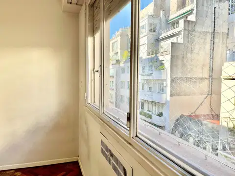 Montevideo 1700, Piso 6