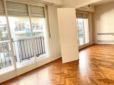Montevideo 1700, Piso 6