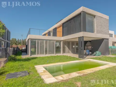 Casa en Venta de 4 dormitorios