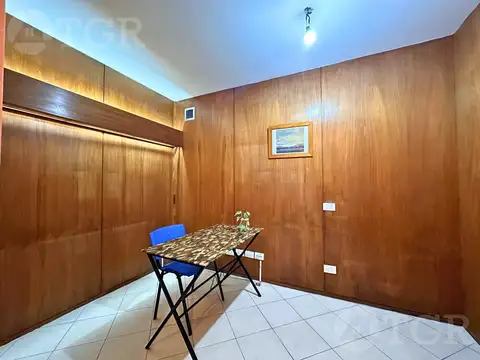 VENTA OFICINA EN MICROCENTRO