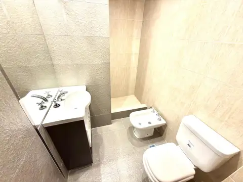 Depto Tipo Casa 2 ambientes con 1 baño