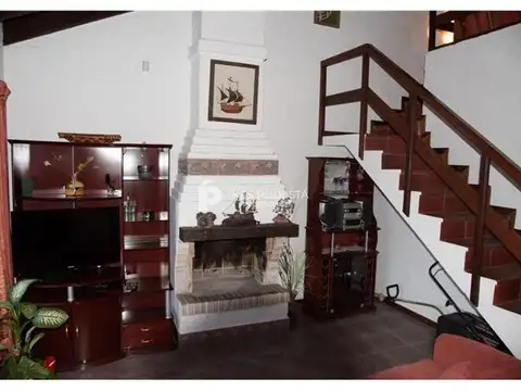 Casa en Alquiler de 4 dormitorios