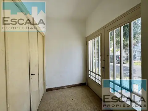 CASA DE 2 DORM CON PATIO Y COCHERA EN VENTA BELGRANO, ROSARIO