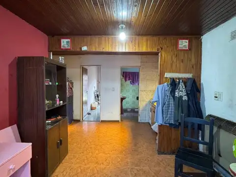 Casa 3 ambientes con 1 baño