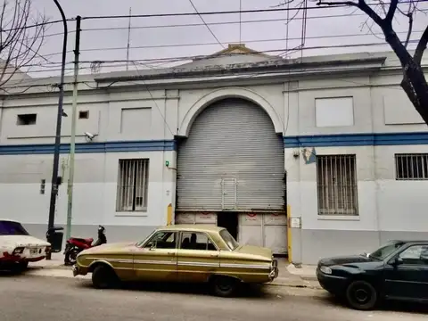 Venta de Depósito/Galpón de 1.288 m² en Constitución