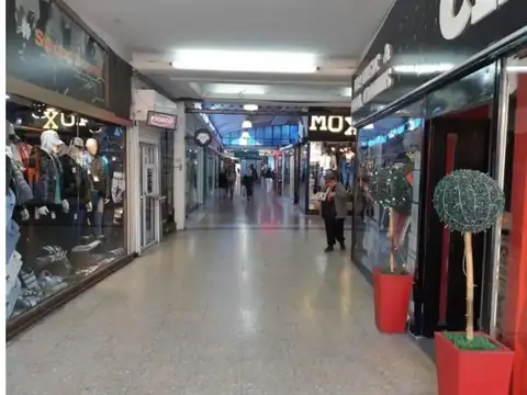 Local en Venta en Lanus Este, USD 29.000