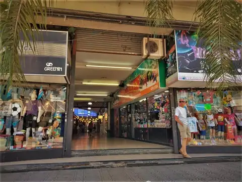 Local en Venta en Lanus Este, USD 29.000