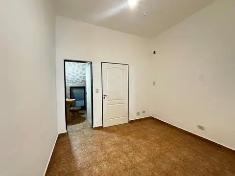 Depto Tipo Casa en Alquiler de 1 dormitorio