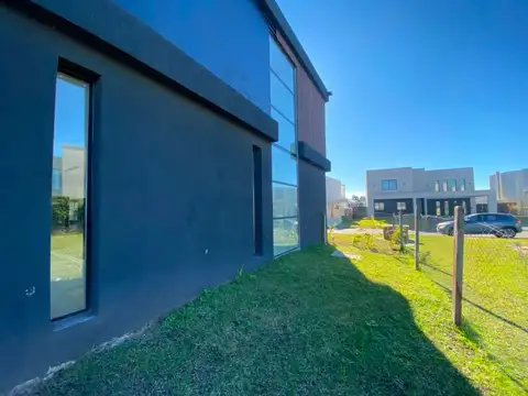 Casa en Venta en Santa Ana, USD 550.000