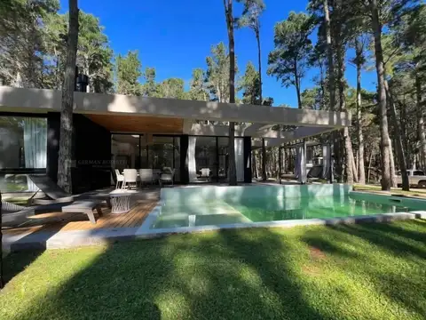 Casa en Venta de 4 dormitorios