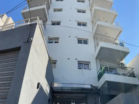 VENTA DEPARTAMENTO 2 Amb.c/Coch QUILMES CENTRO. A ESTRENAR.