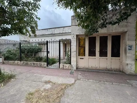 Casa en Venta en Gonzalez Catan, USD 60.000