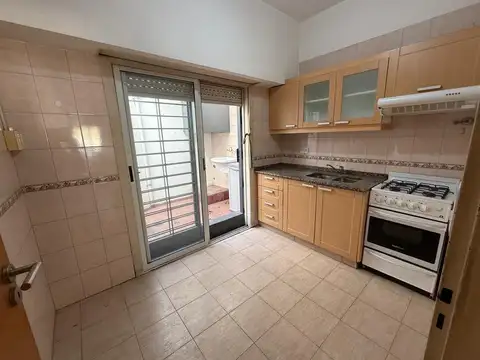 ALQUILER PH 2 AMB C/ PATIO - VELEZ SARSFIELD